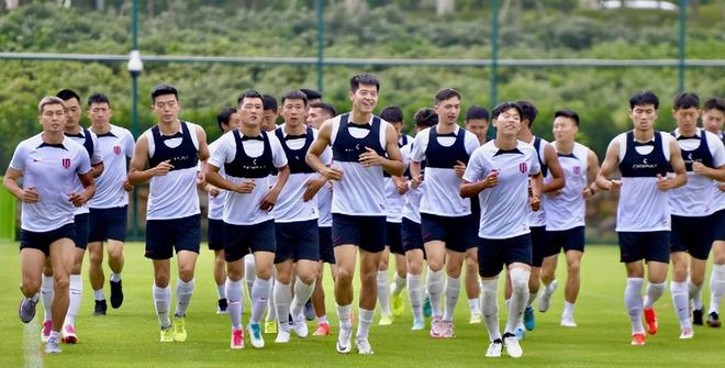 三轮或对门将位置进行调整刘殿座重返首发尊龙凯时ag旗舰厅网站意外！成都蓉城第(图2)